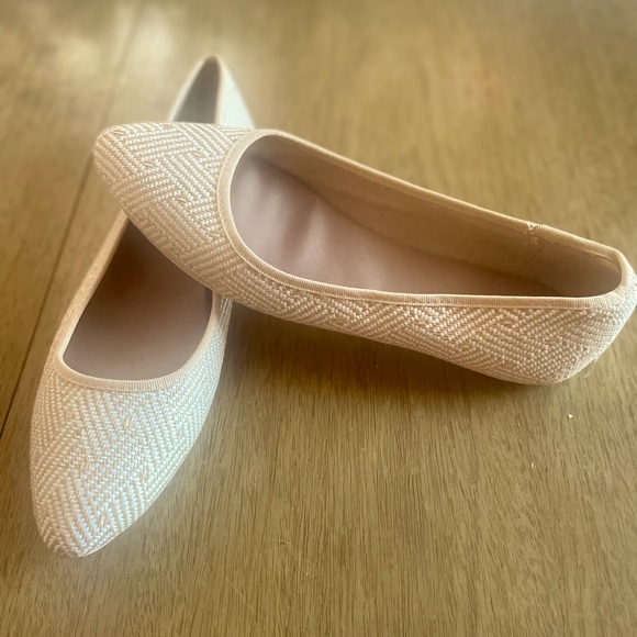 Kelly & Katie Shoes - Tan and white Kelly & Katie pointed toe flats. Only worn once. Size 11M.
